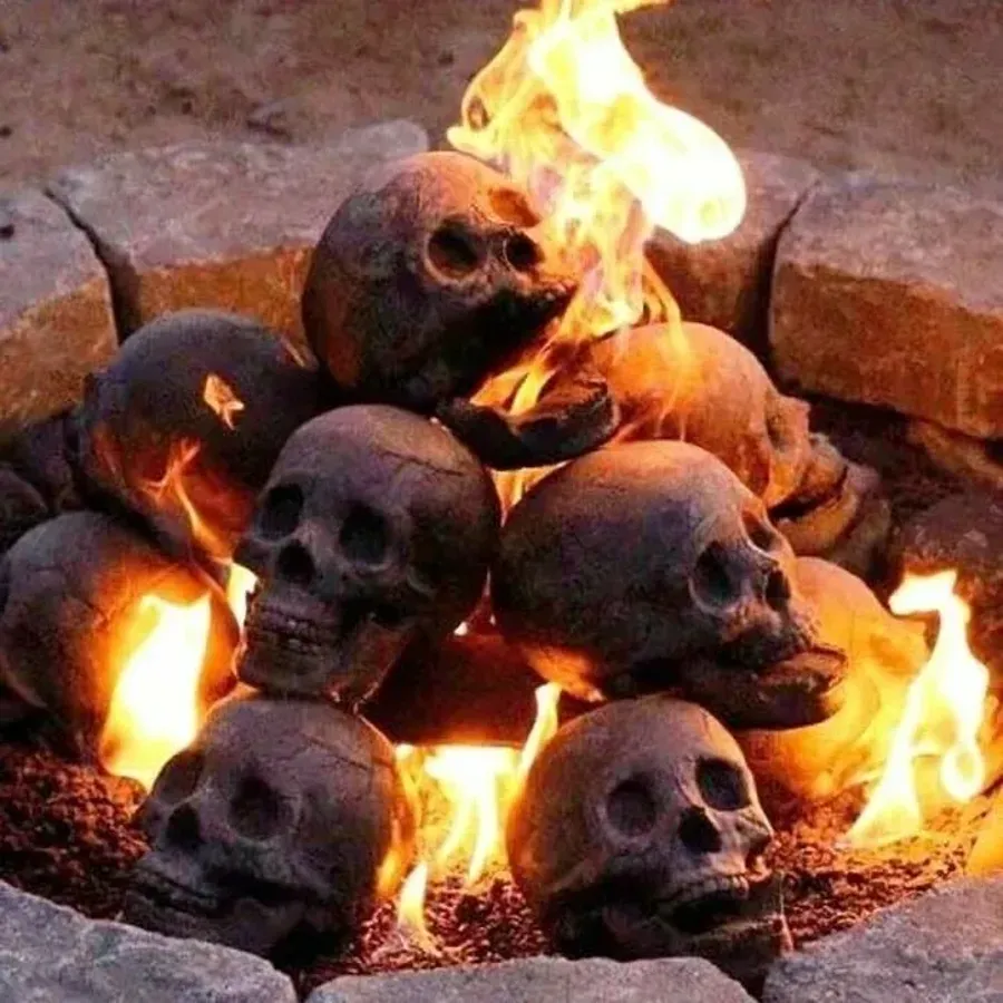 Terrifying Human Skull Fire Pit 6 PCS