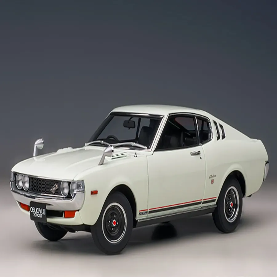 Toyota Celica Liftback 2000GT 1973 (RA25) - 1:18 Scale Model Car